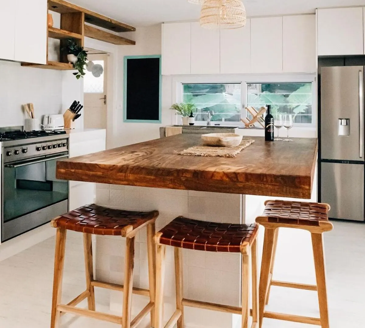 Holiday home Prime Location With Pool - Walk To Coolum Beach Australia