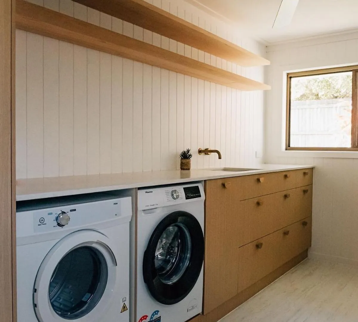 Holiday home Prime Location With Pool - Walk To Coolum Beach Australia